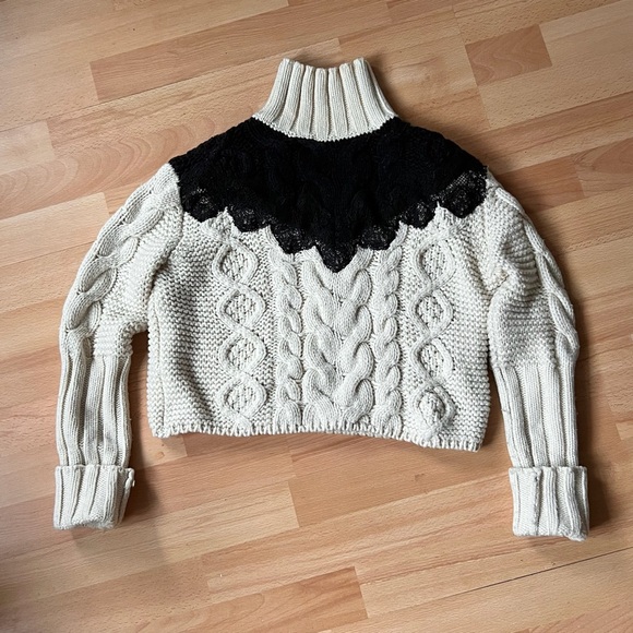 Zara Black / Cream cropped chunky cable knit turtleneck Sweater - Picture 1 of 9